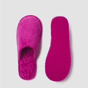 🚨SOLD🚨 Savage x Fenty Women's Signature Script Velour Slippers Pink Purple NWT